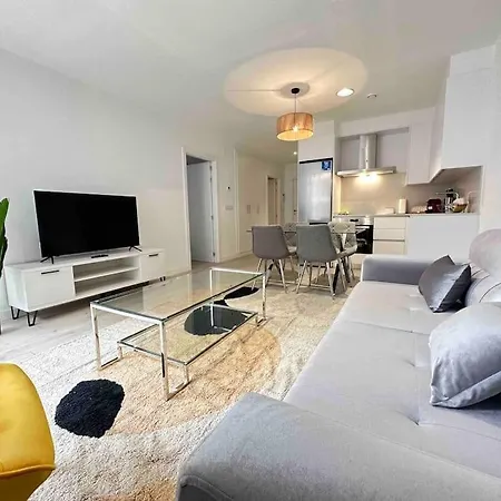 Apartment New Port, Free Parking Ybh2a *